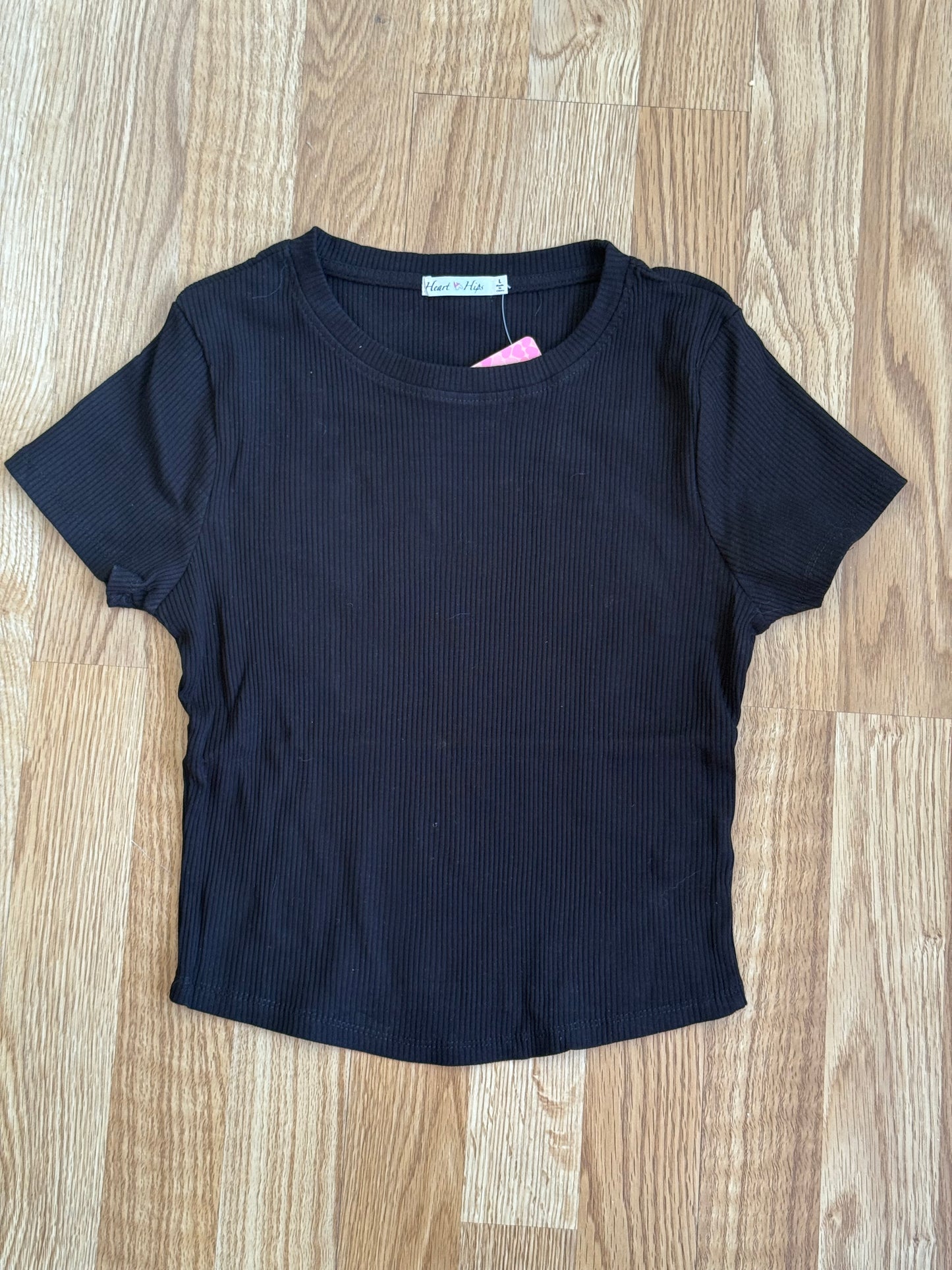 Essential Ribbed Tee In Black