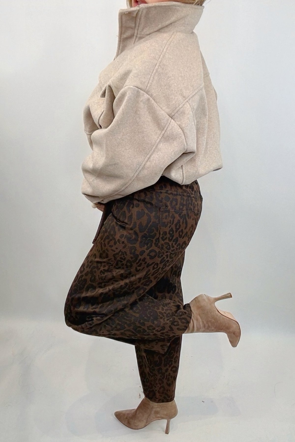 Veda Leopard Barrel Pants