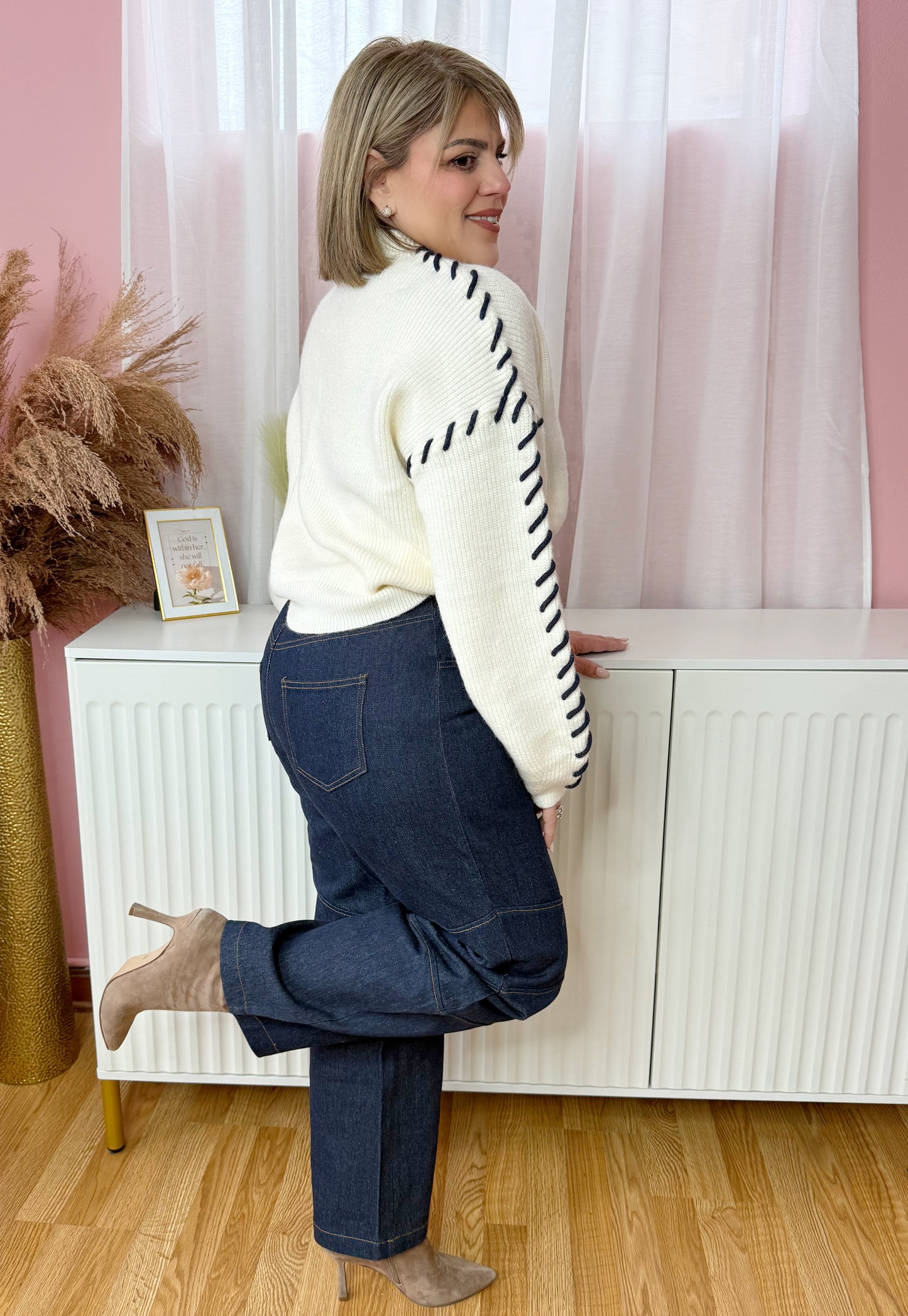 Contrast Stitch Cozy Sweater – Ivory