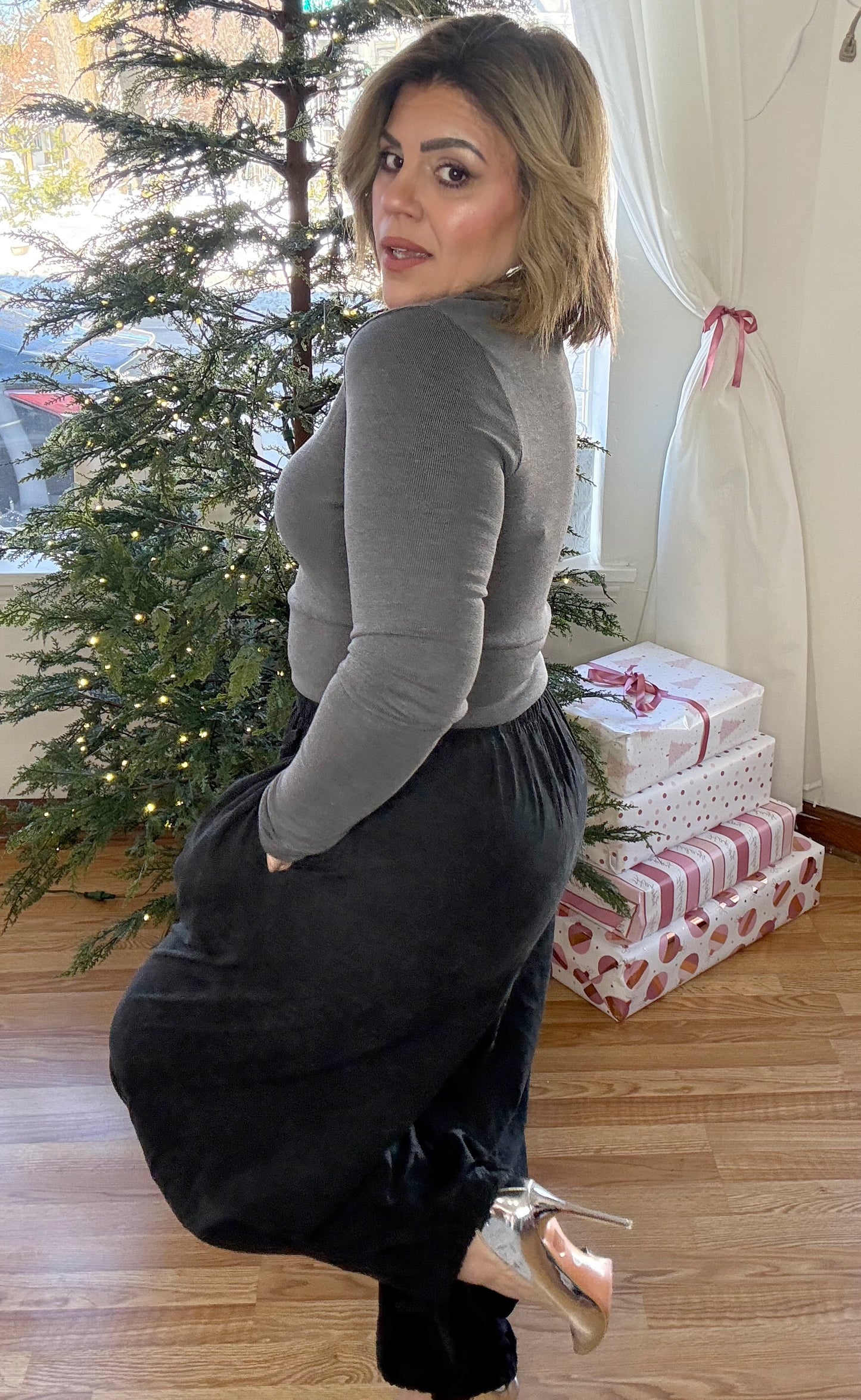 Suede Balloon Pants – Black