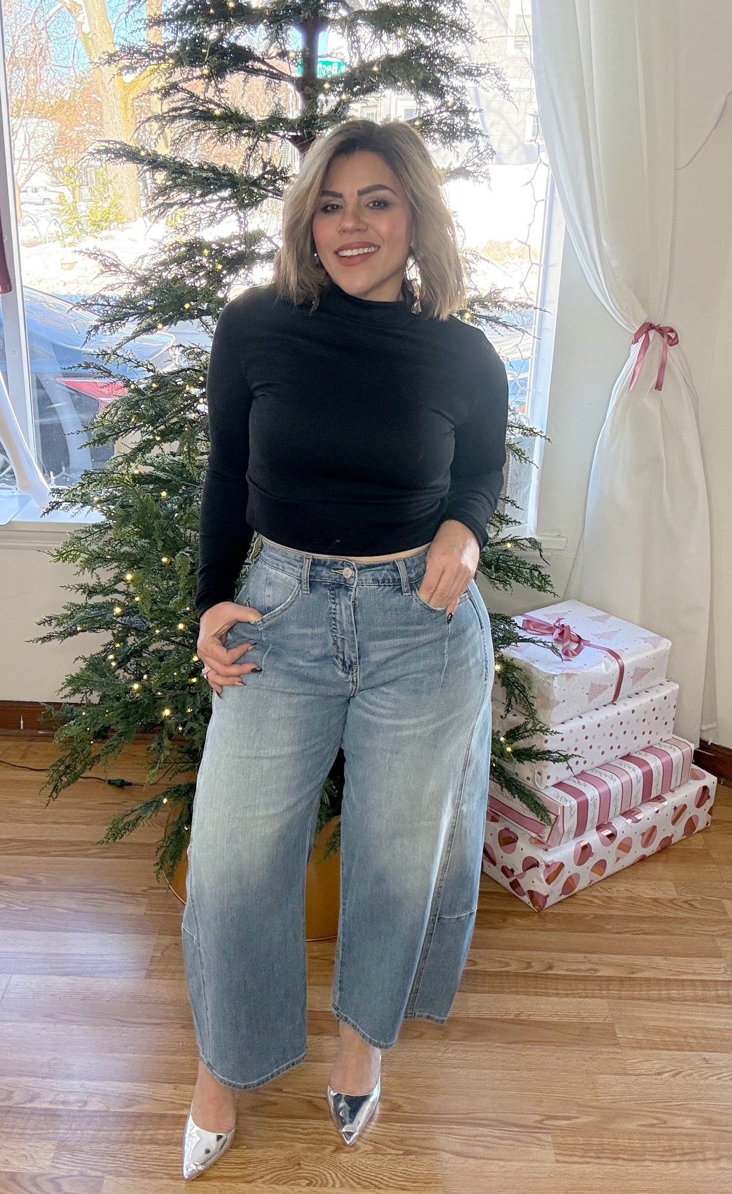 Cropped High Neck Long Sleeve Top – Black