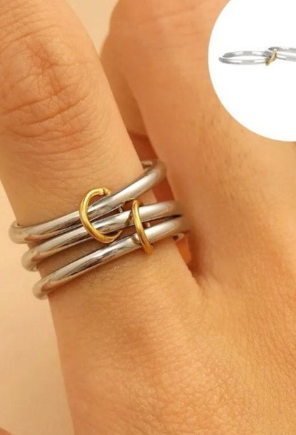 Linked Stack Ring Set