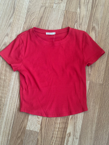 Essential Ribbed Tee In Red