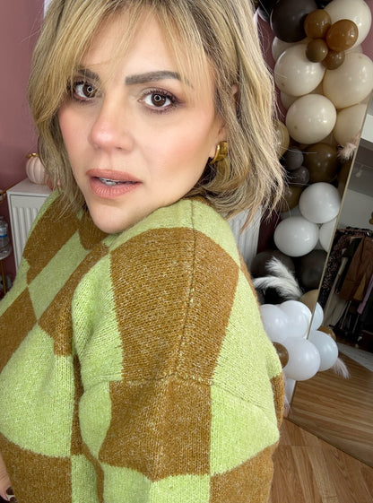 Lime & Luxe Sweater– Fall Must Have