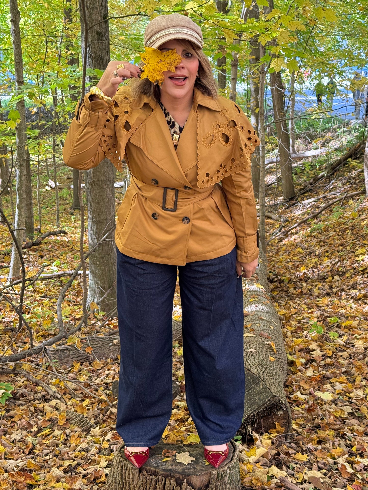 Eyelid Detail Khaki Cape Trench Coat