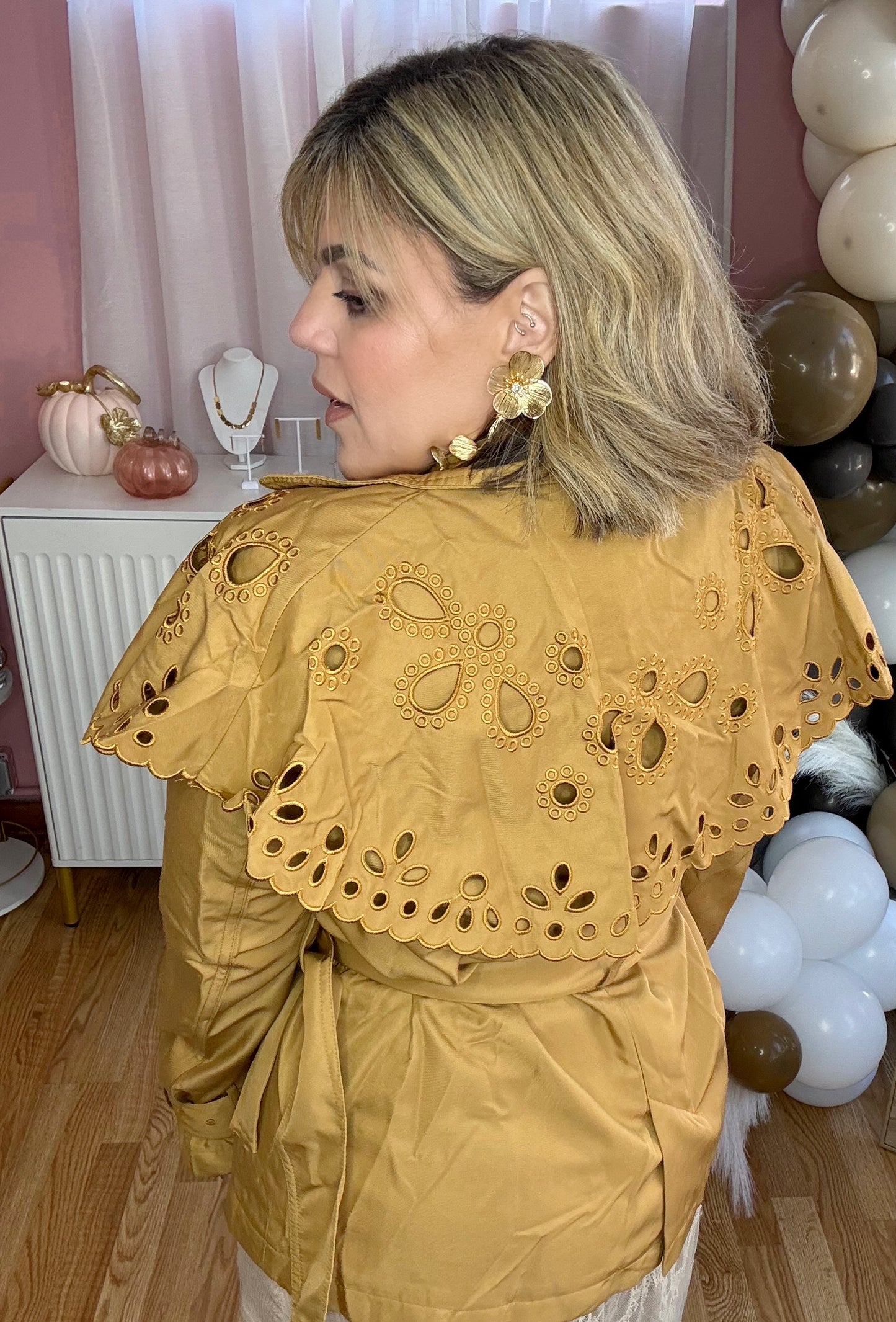 Eyelid Detail Khaki Cape Trench Coat