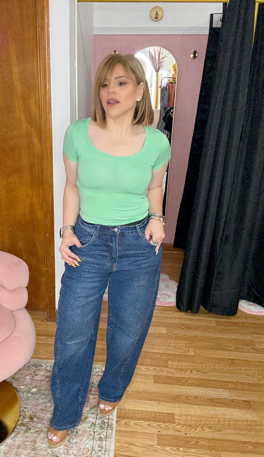 Basic Short Sleeve Top In Green