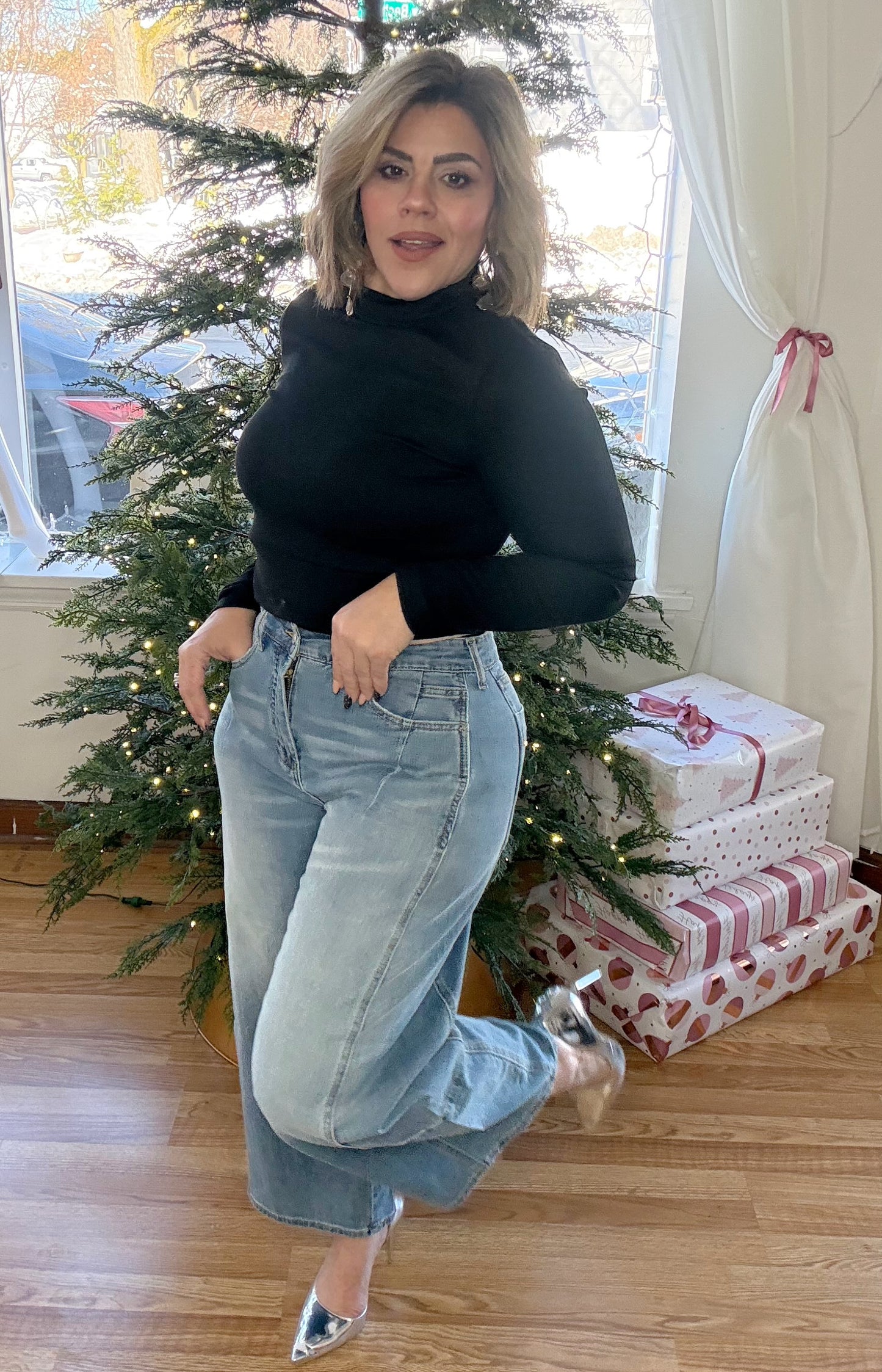 Light Wash Barrel Jeans – High Comfort Fit