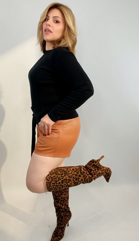 The Ellis Vegan Leather Shorts in cognac