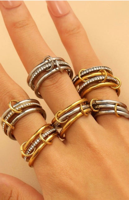 Linked Stack Ring Set