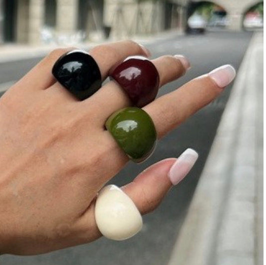 Luna Chunky Resin Ring