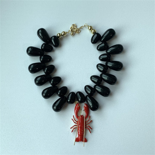 Baroque Bold Lobster Pendant Choker – Black